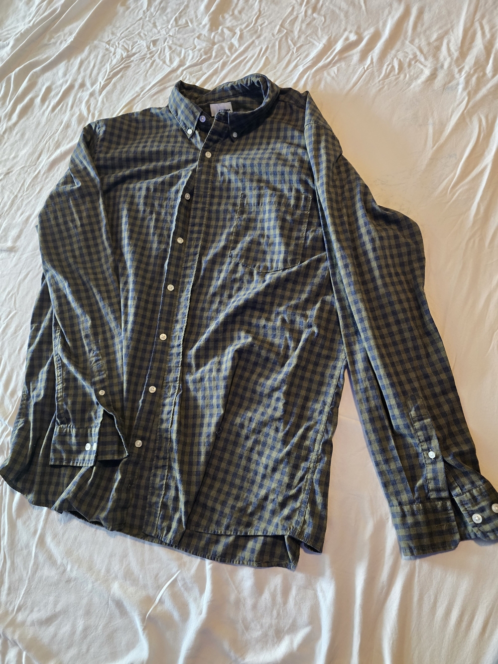 Sonoma Olive & Navy Plaid Long-Sleeve Button-Down Shirt